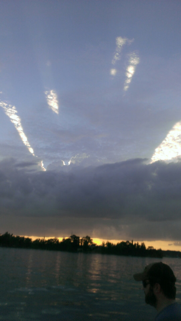 Click to expand / contract the width of this image