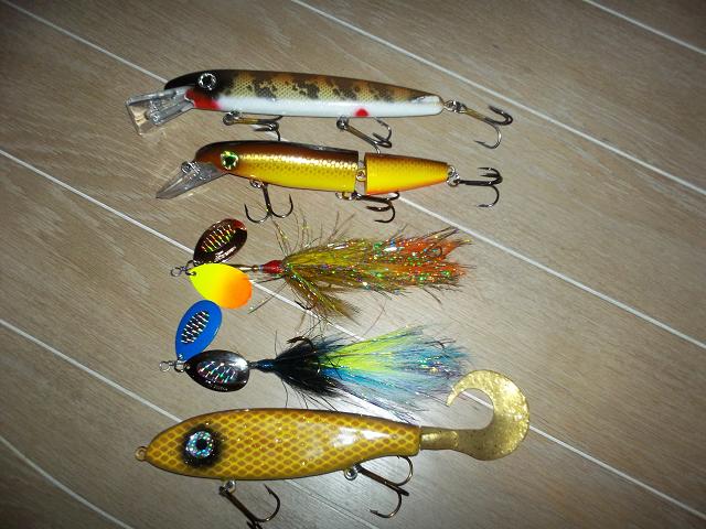 Click to expand / contract the width of this image