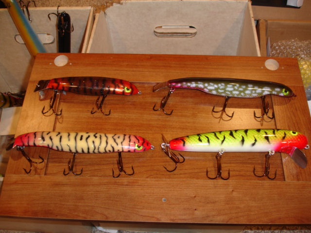 Click to expand / contract the width of this image