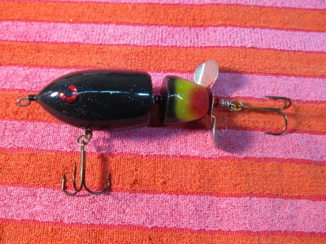 Click to expand / contract the width of this image