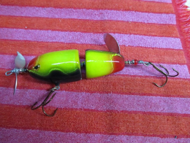 Click to expand / contract the width of this image