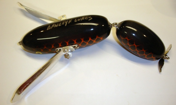 Click to expand / contract the width of this image