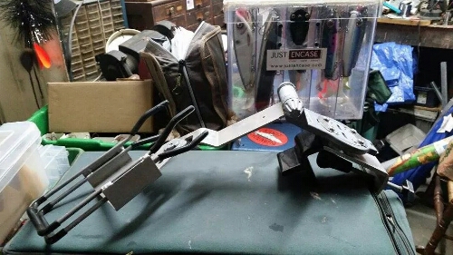 Click to expand / contract the width of this image