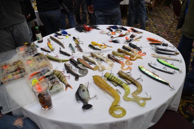 Click to expand / contract the width of this image