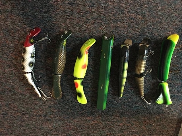 Click to expand / contract the width of this image