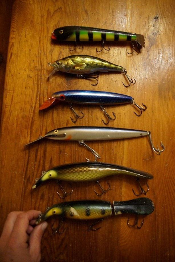 Click to expand / contract the width of this image