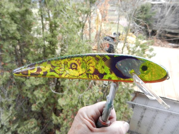 Click to expand / contract the width of this image