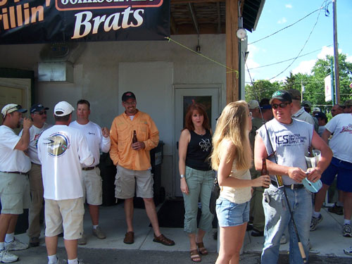 Click to expand / contract the width of this image