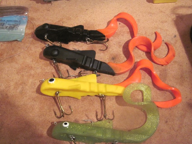 Click to expand / contract the width of this image