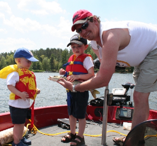 Click to expand / contract the width of this image