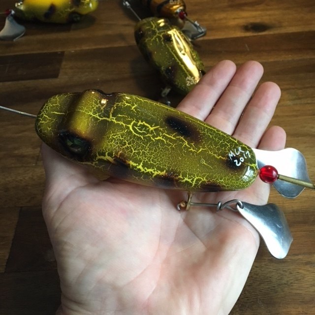 Click to expand / contract the width of this image