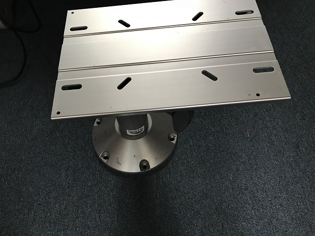 Click to expand / contract the width of this image