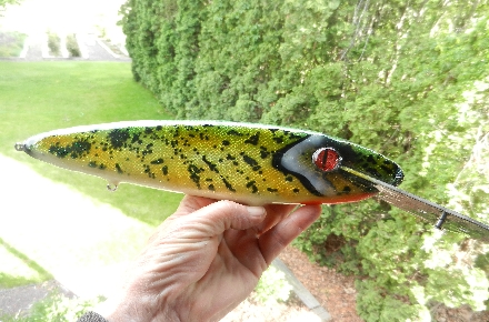 Click to expand / contract the width of this image