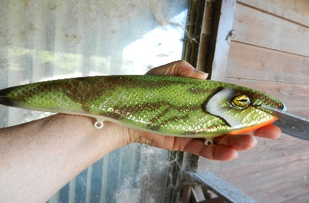 Click to expand / contract the width of this image