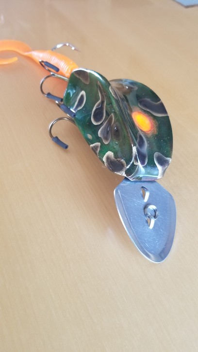 Click to expand / contract the width of this image