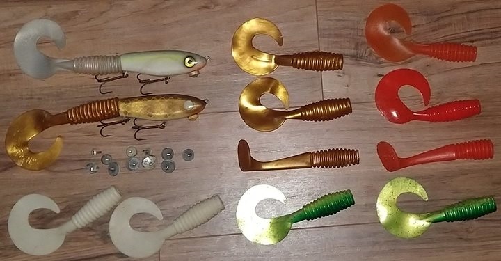 Click to expand / contract the width of this image