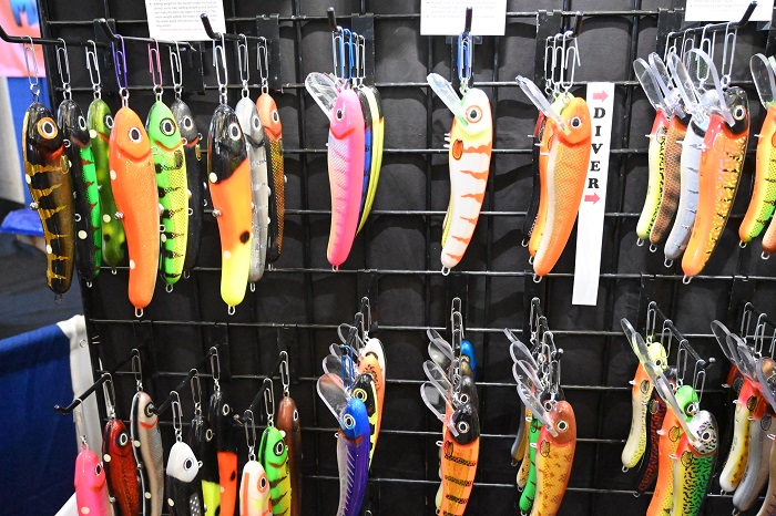 Click to expand / contract the width of this image