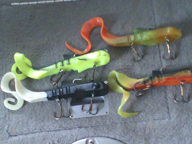 Click to expand / contract the width of this image