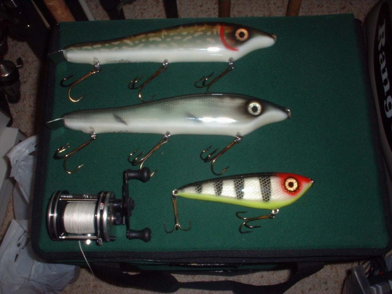 Click to expand / contract the width of this image