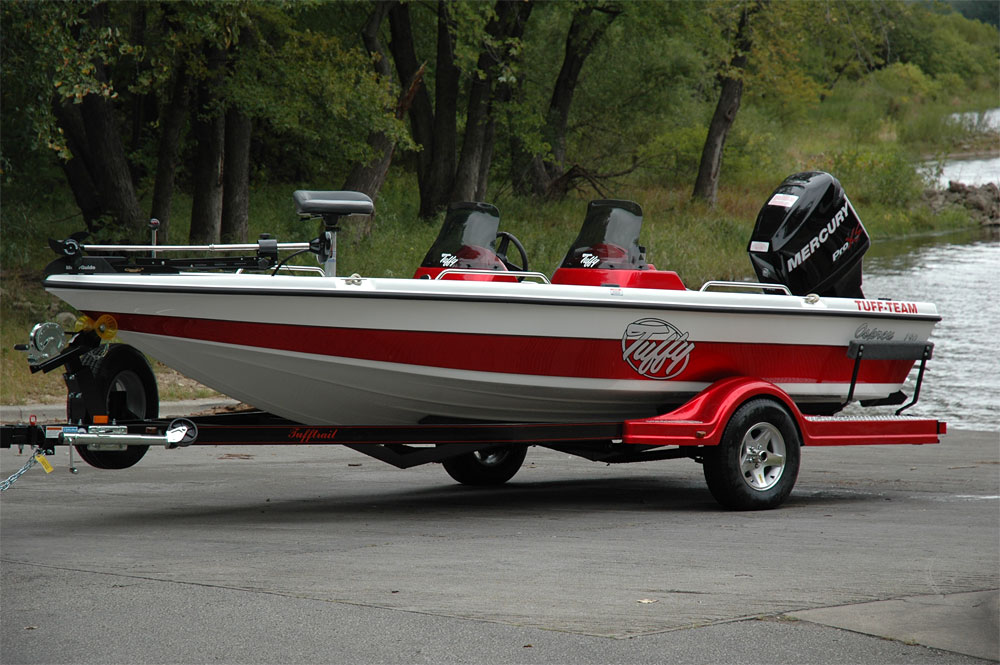 MuskieFIRST | Tuffy X-190 » Muskie Boats and Motors » Muskie Fishing