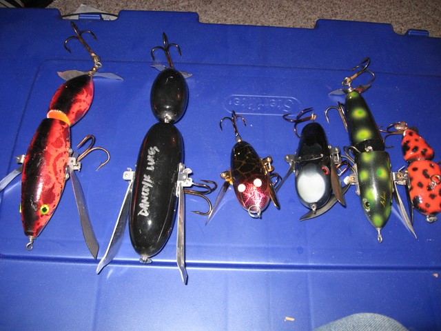 Click to expand / contract the width of this image