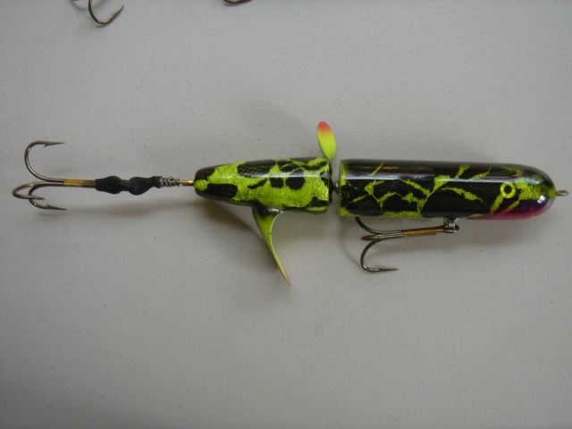 Click to expand / contract the width of this image