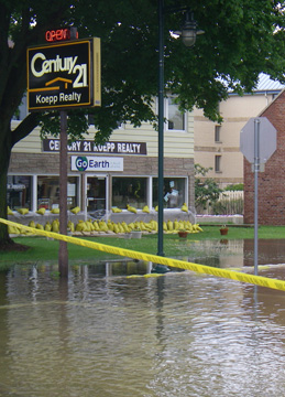 Click to expand / contract the width of this image