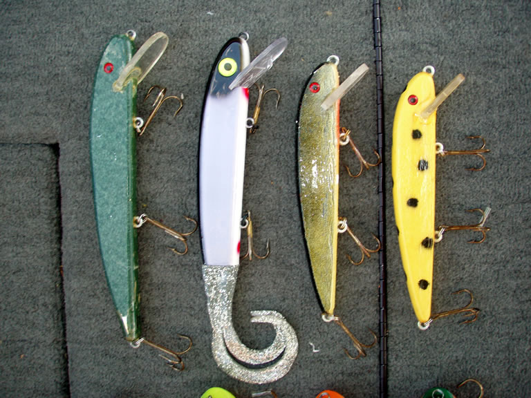 Click to expand / contract the width of this image