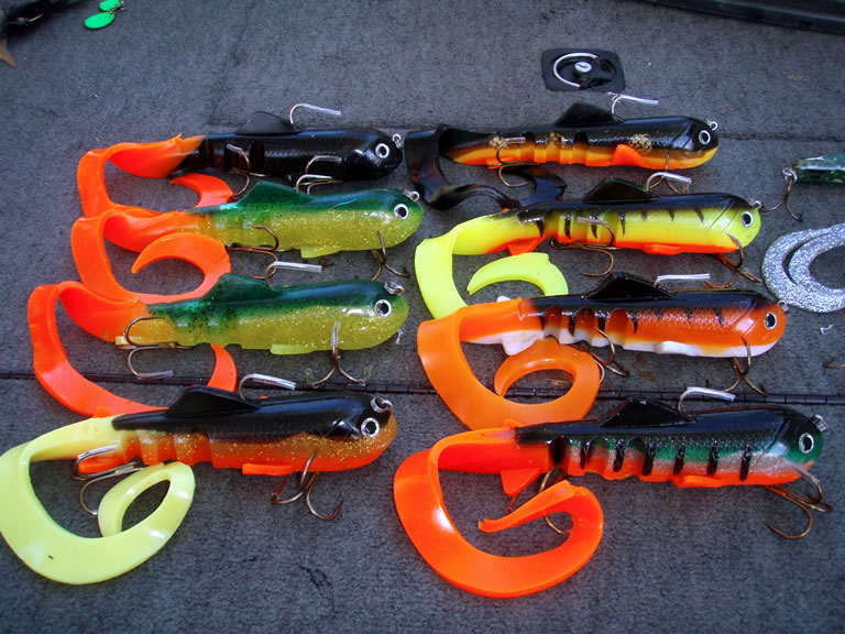 Click to expand / contract the width of this image