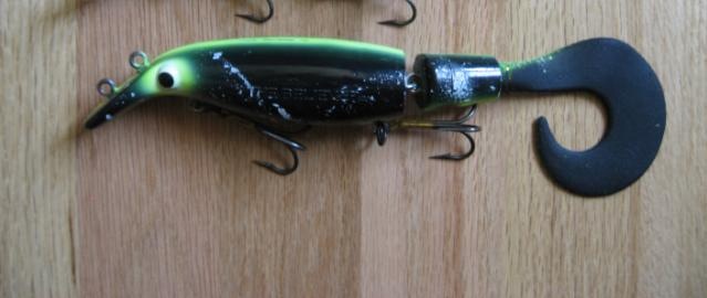 Click to expand / contract the width of this image