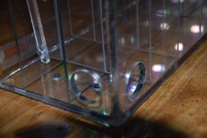 Click to expand / contract the width of this image