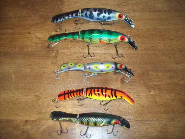 Click to expand / contract the width of this image