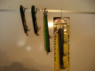 Click to expand / contract the width of this image