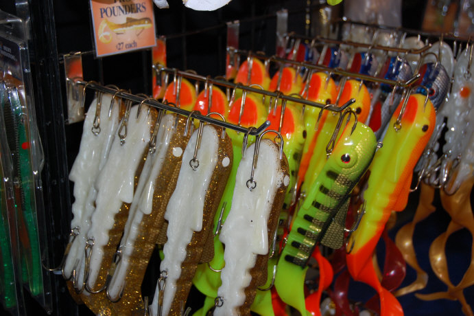 Click to expand / contract the width of this image