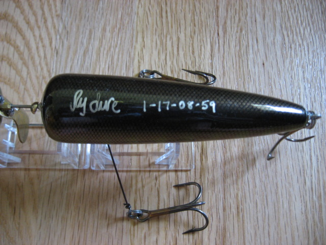 Click to expand / contract the width of this image