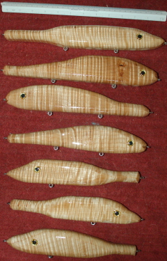 Click to expand / contract the width of this image