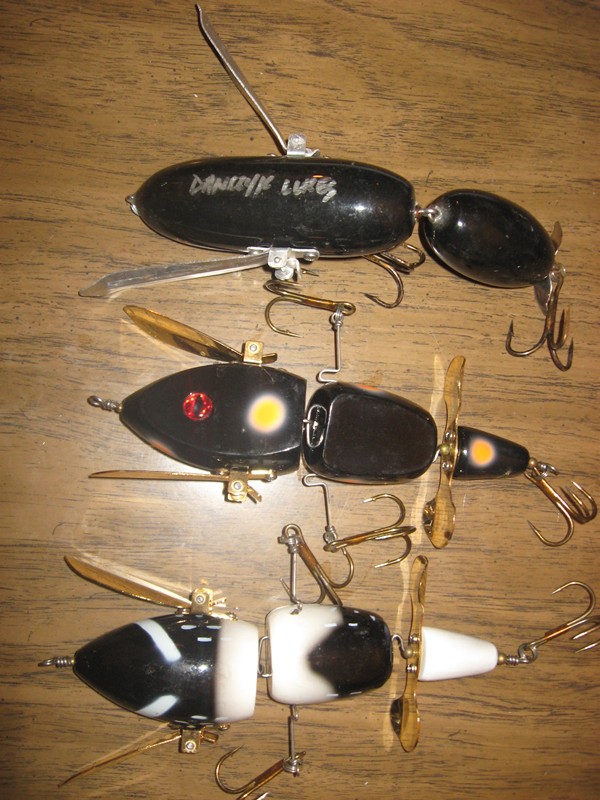 Click to expand / contract the width of this image