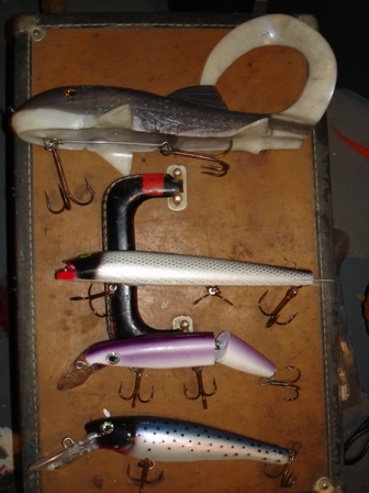 Click to expand / contract the width of this image