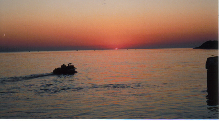 Click to expand / contract the width of this image