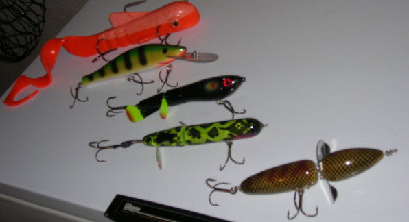 Click to expand / contract the width of this image