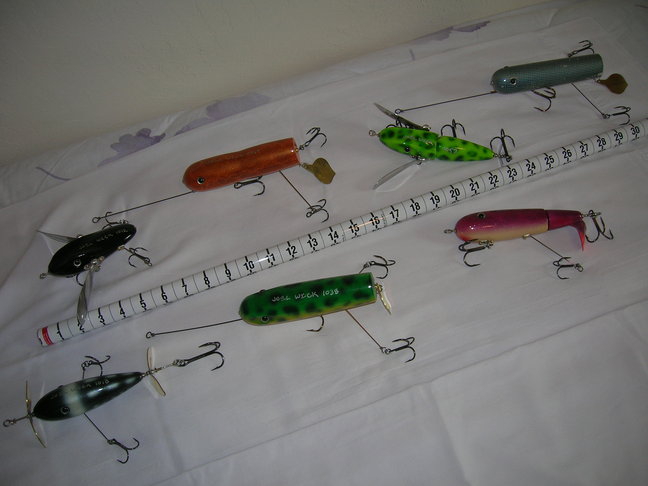 Click to expand / contract the width of this image