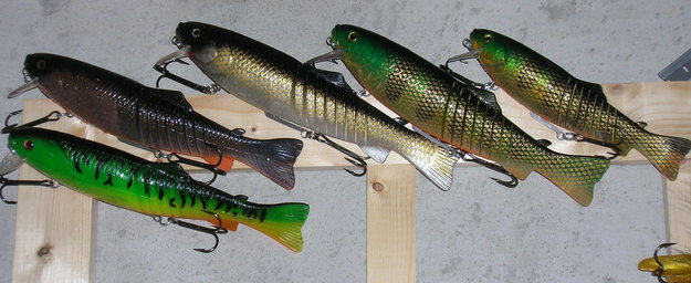 Click to expand / contract the width of this image