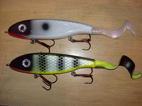 MuskieFIRST  twisted sucker » Lures,Tackle, and Equipment