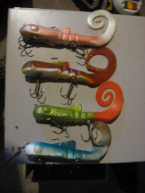 Click to expand / contract the width of this image