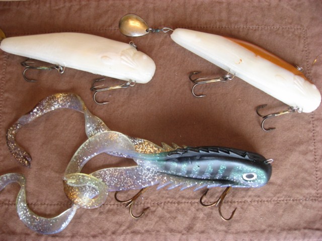 Click to expand / contract the width of this image