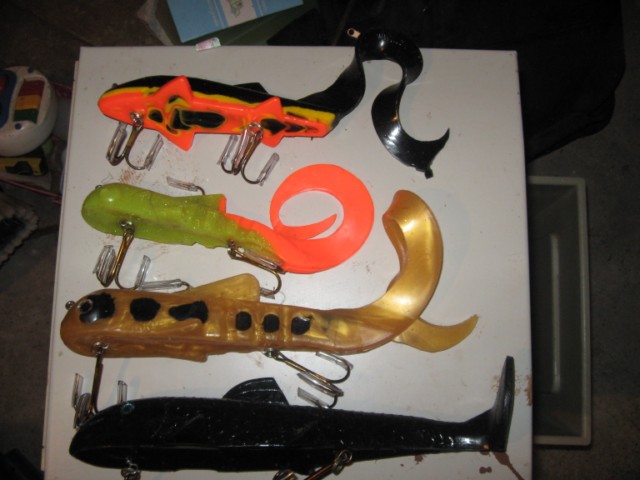 Click to expand / contract the width of this image