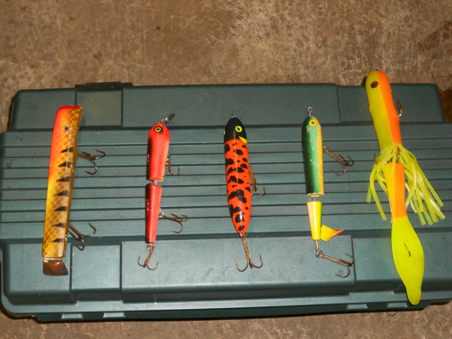 Click to expand / contract the width of this image