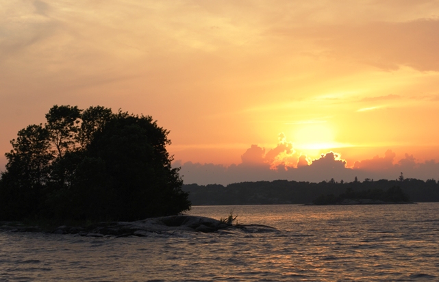 Click to expand / contract the width of this image