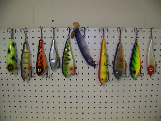 Click to expand / contract the width of this image