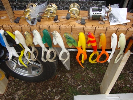 Click to expand / contract the width of this image